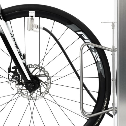 Suno fietsservicestation 12 Geïntegreerde fietsstandaard van het Suno fietsservicestation voor stabiel en veilig uitvoeren van fietsreparaties.